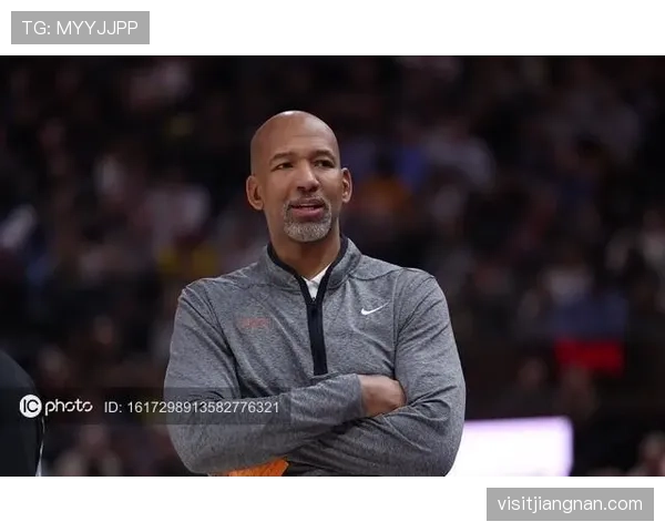 马尔卡宁挡拆吸引防守提升三分效率明显拉开差距 马尔卡宁挡拆吸引防守提升三分效率明显拉开差距
